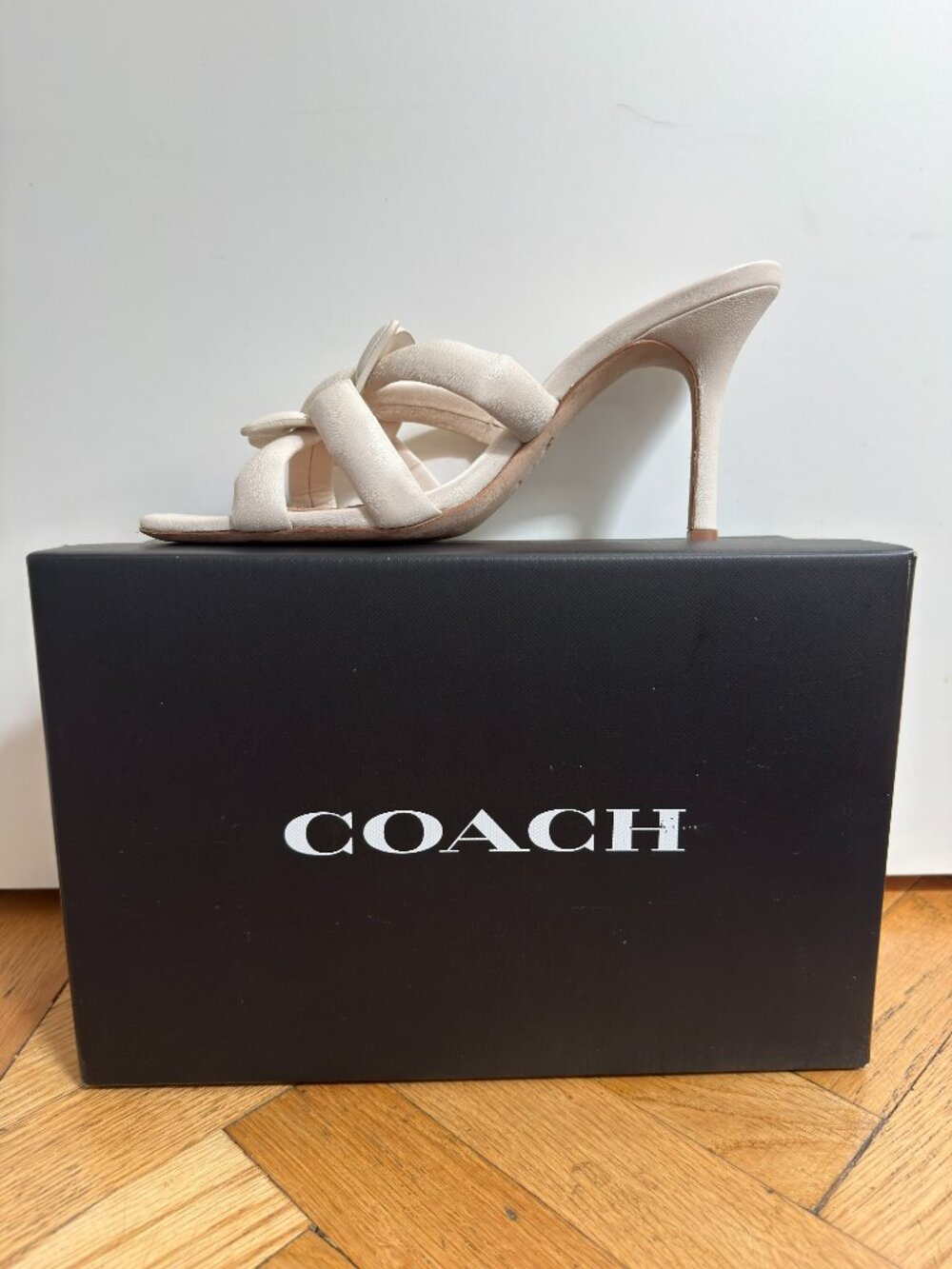 Coach Kellie 90mm Sandals Size 11B – Chalk, Worn Once, Box - Picture 3 of 7
